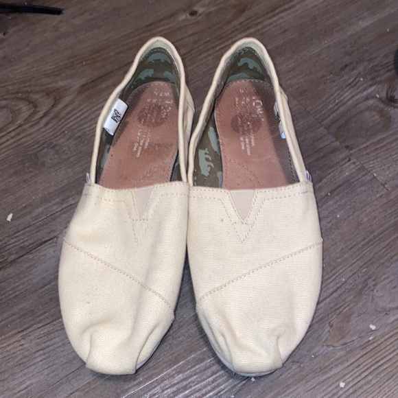 TOMS (beige) - Picture 2 of 4